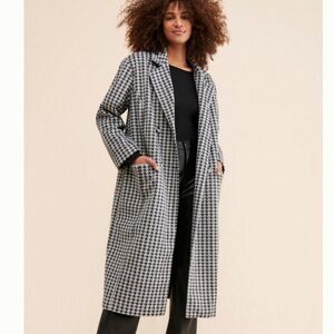 4th & Reckless Kendra Oversized Houndstooth Overcoat
